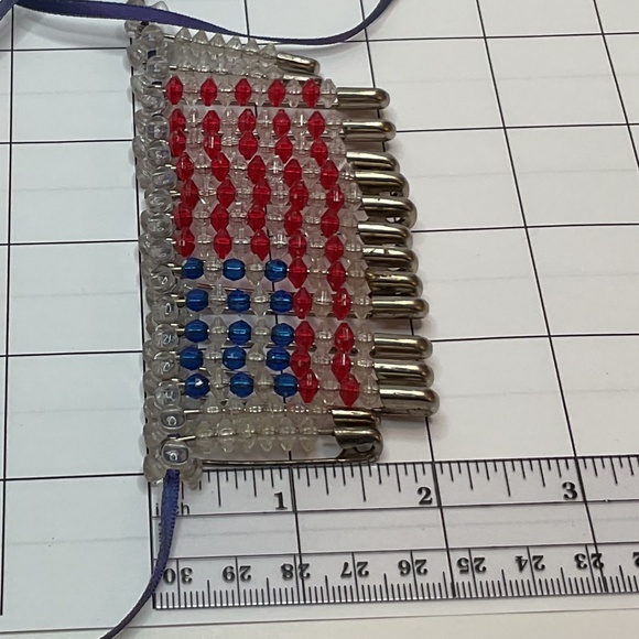 Vintage Silver Safety Pin Plastic Beaded Flag Necklace Adjustable Length - Picture 5 of 7